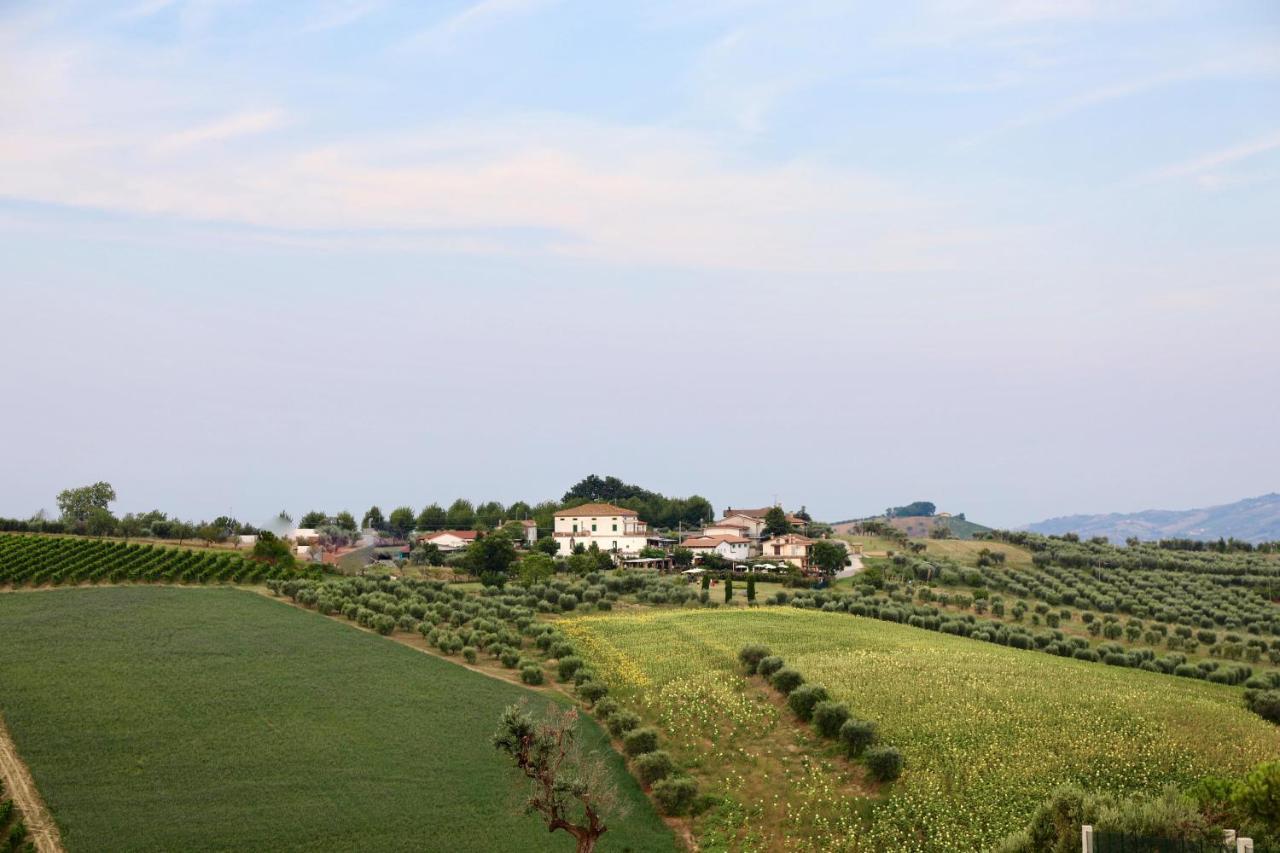 Agriturismo Villa Fiore Torano Nuovo Buitenkant foto